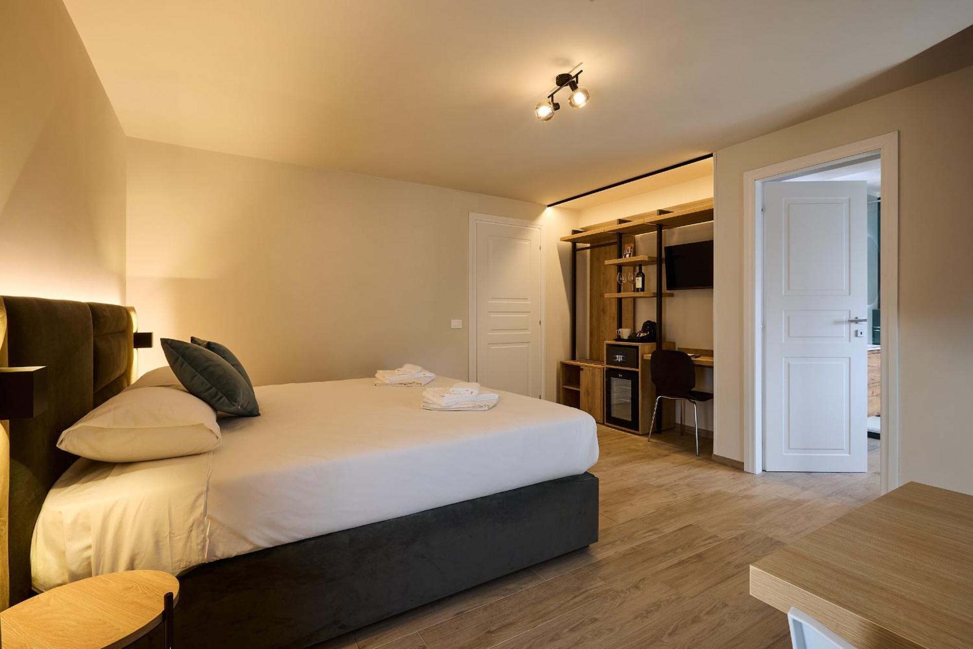 Bed and Breakfast Relais Tiburtina Рим Екстер'єр фото