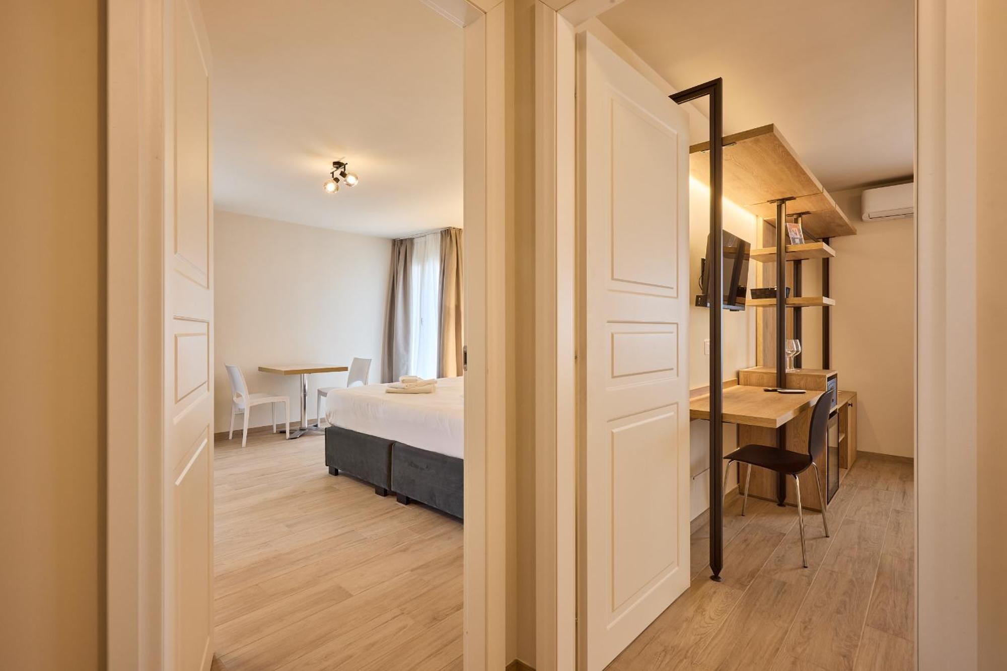 Bed and Breakfast Relais Tiburtina Рим Екстер'єр фото